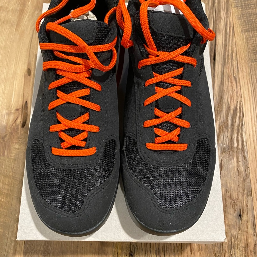 Cycling shoes